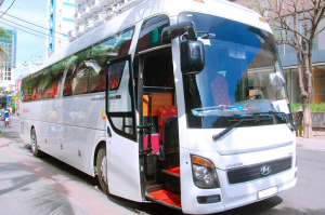 Thue Xe Hyundai Universe 45 Cho Tai Tp Hcm Du Lich Viet